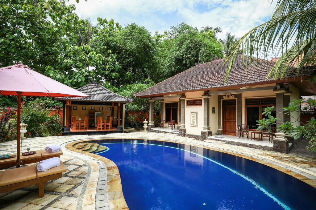 Villa Maryadi Ловина Экстерьер фото